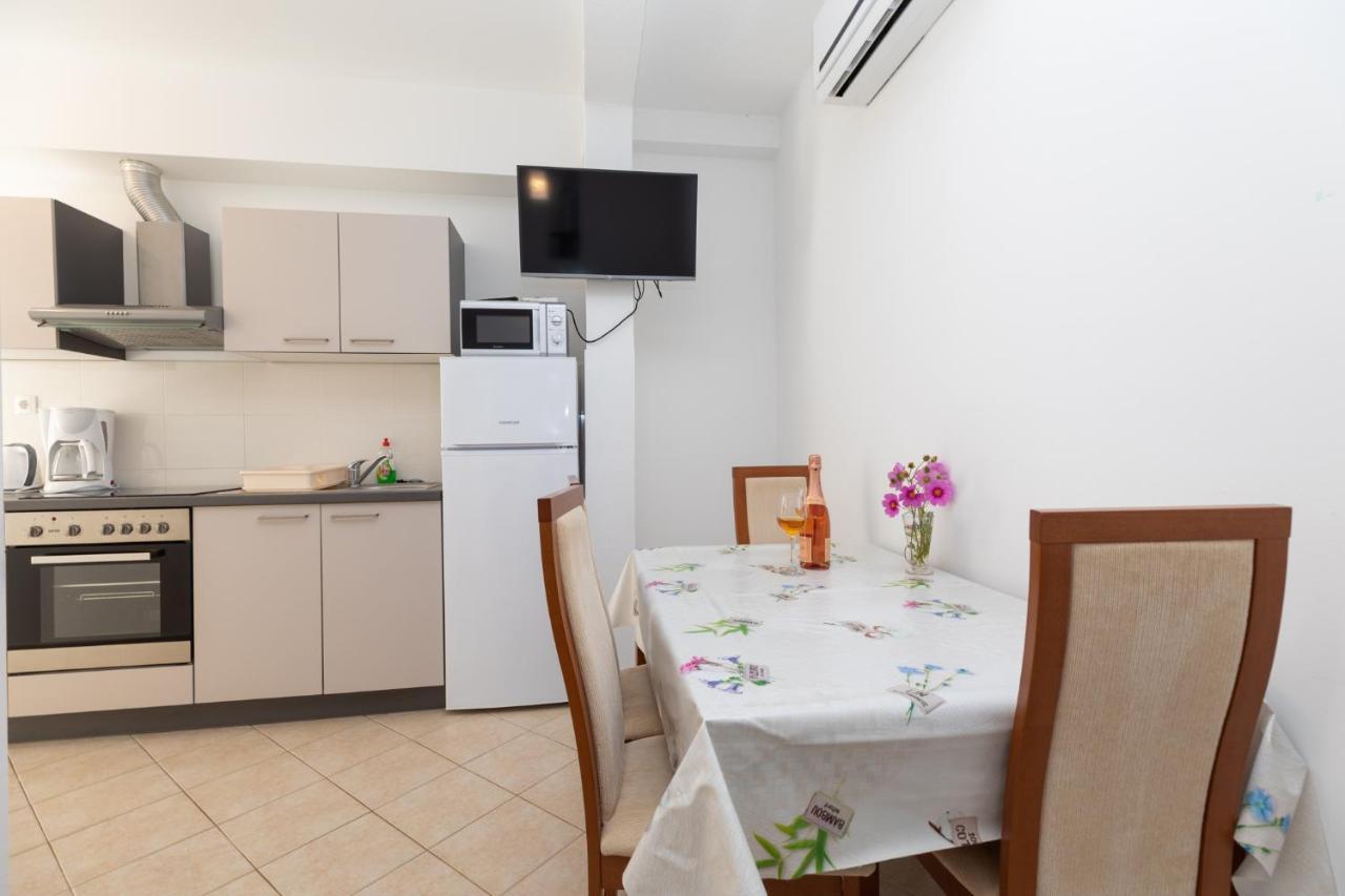 Apartmani Perak Mimice Exterior photo