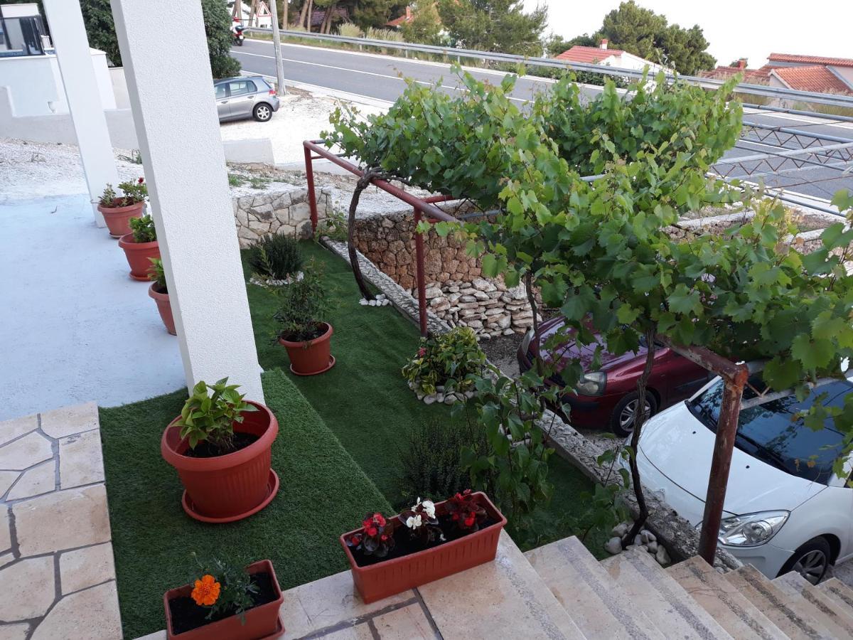 Apartmani Perak Mimice Exterior photo
