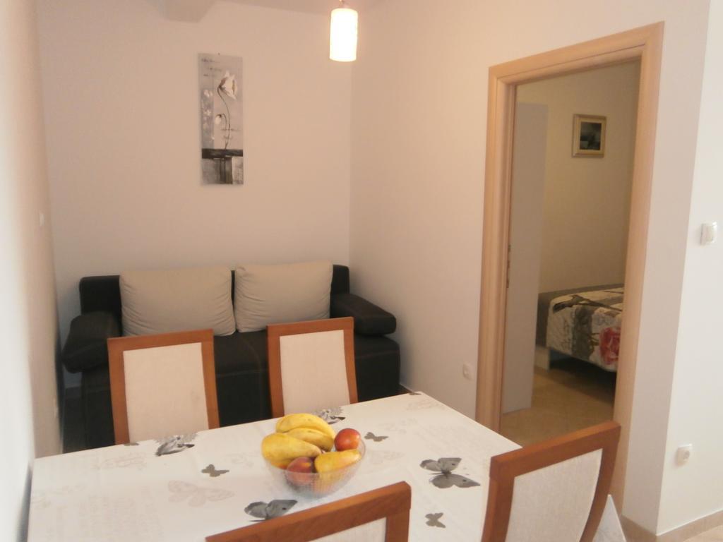 Apartmani Perak Mimice Exterior photo