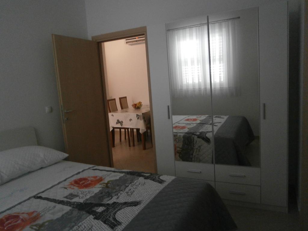 Apartmani Perak Mimice Exterior photo